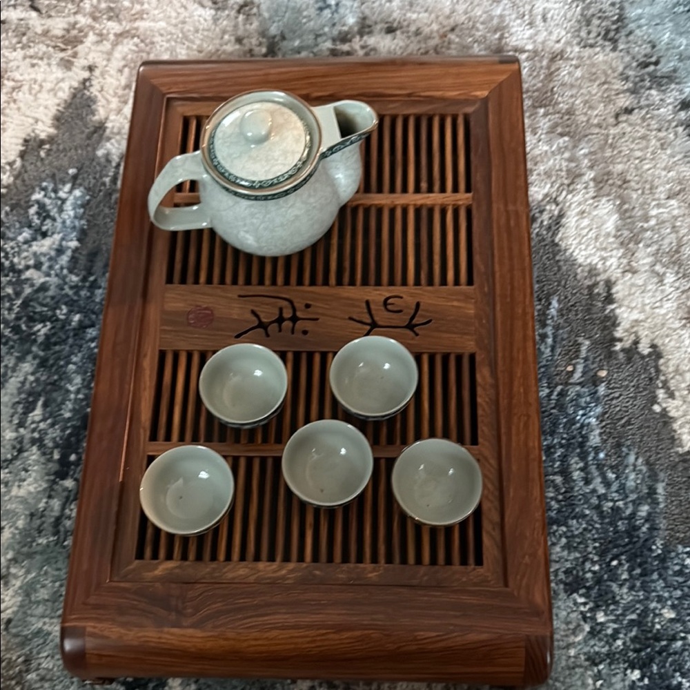 Authentic Collectable Intricate Wooden Tea Tray with Calligraphy - Picture 9 of 9